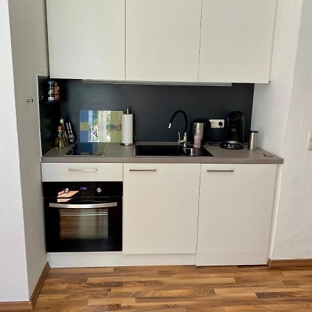 Zentrale Ferienwohnung Mit Balkon In Aachen Ngoại thất bức ảnh