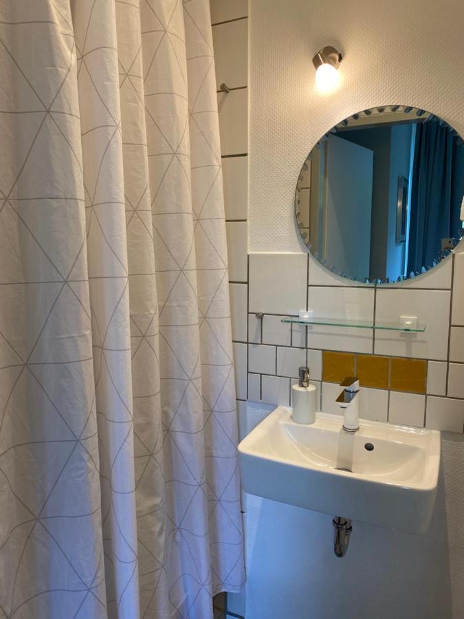 Zentrale Ferienwohnung Mit Balkon In Aachen Ngoại thất bức ảnh
