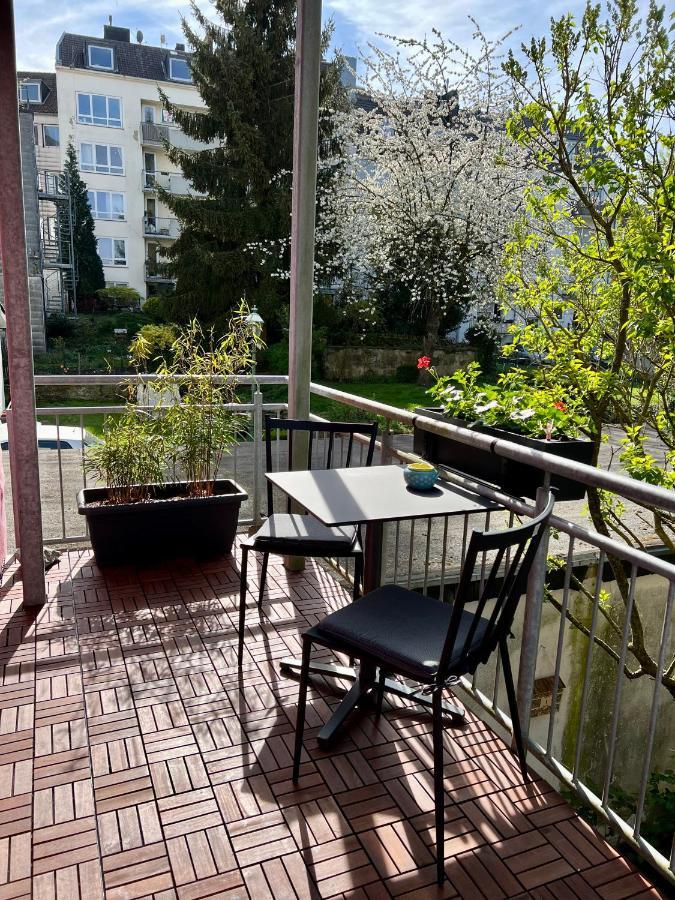 Zentrale Ferienwohnung Mit Balkon In Aachen Ngoại thất bức ảnh